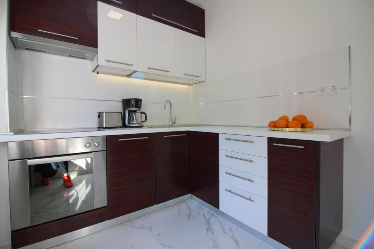 Modern Apartment Sabina With Nice Garden Poreč Exterior foto